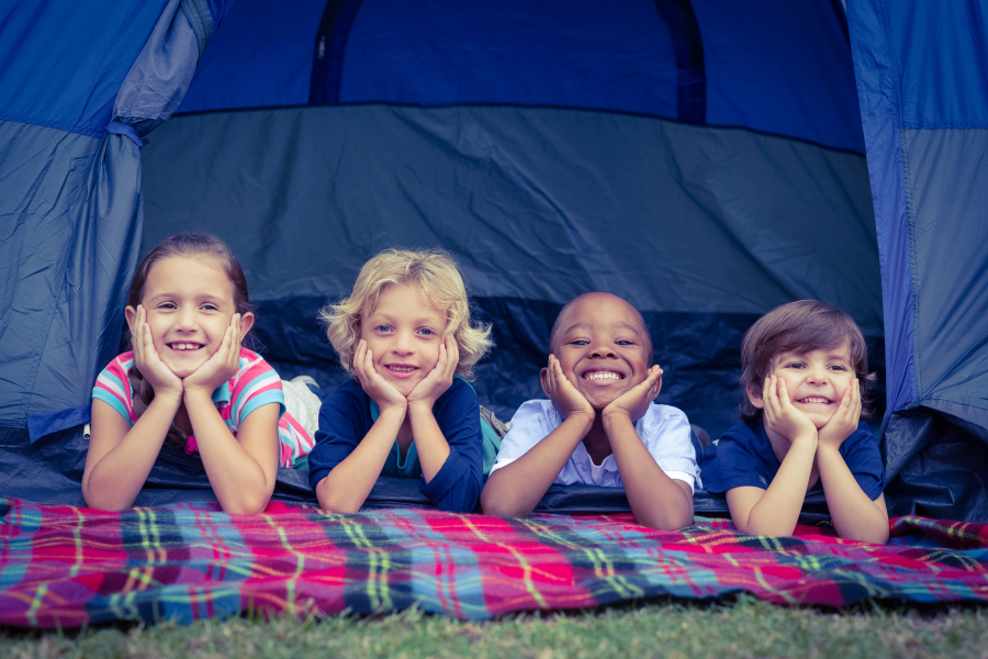 famille au camping Gorges de l’Aveyron